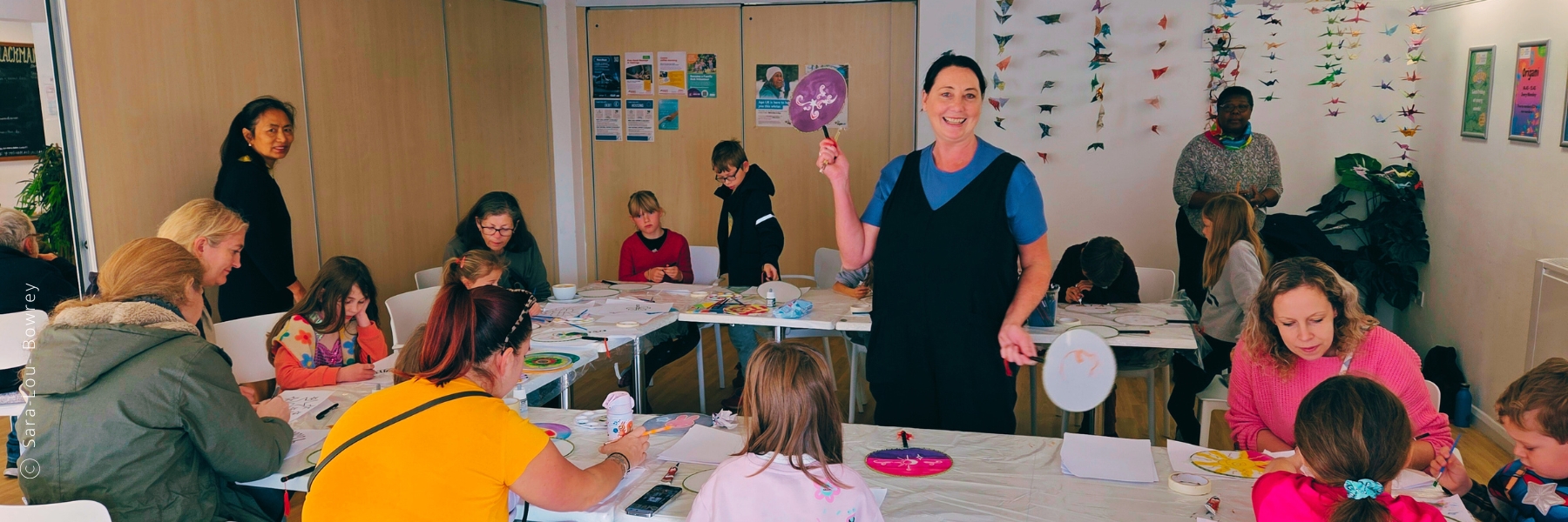 HSF '25 - Donna Fox - Silk Painting Workshop - Sara-Lou Bowrey Photography